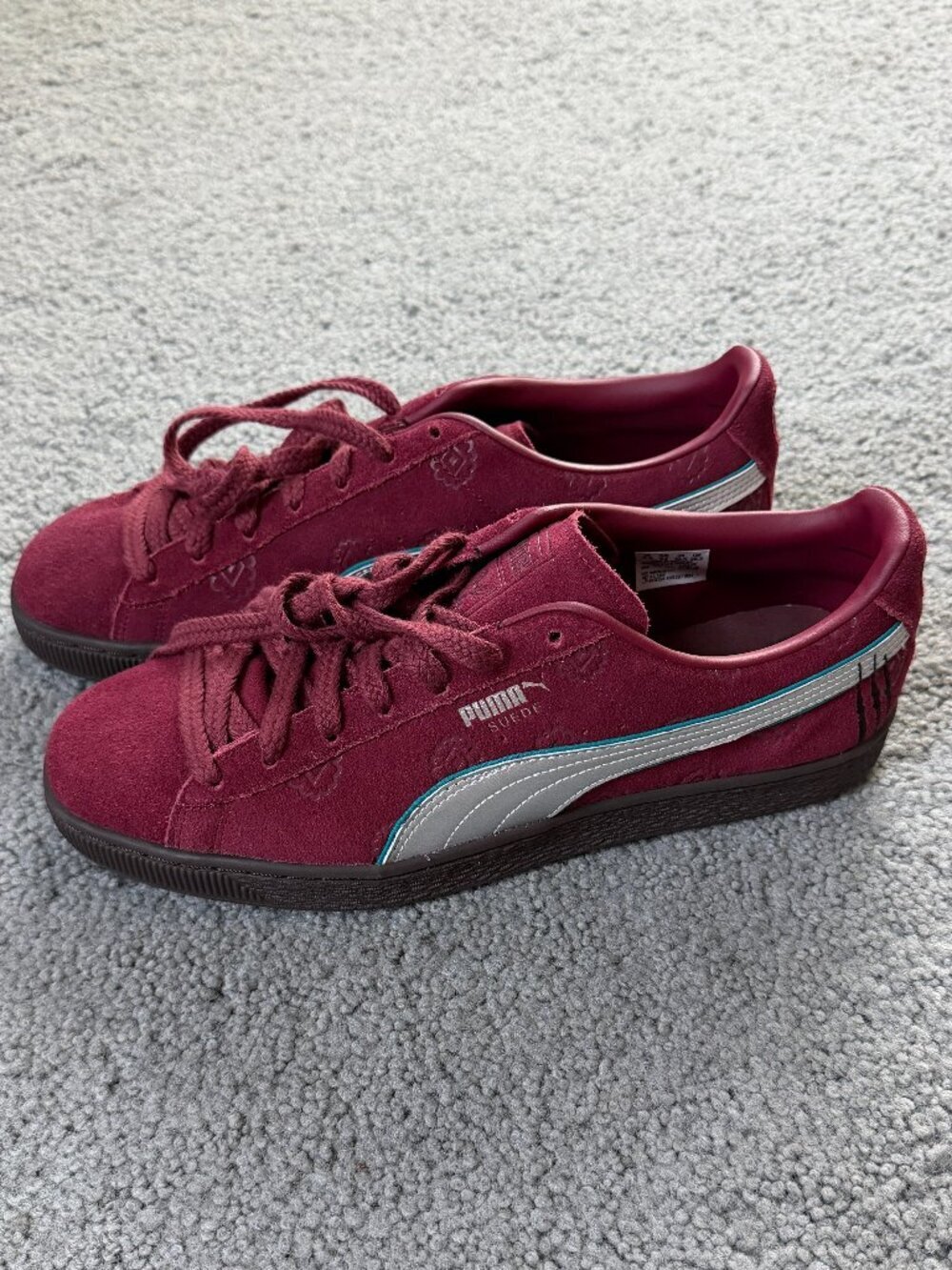 PUMA x One Piece Suede "Red-Haired Shanks" Collab Sneakers Sz. 10.5-Perfect NWOT - Picture 1 of 1
